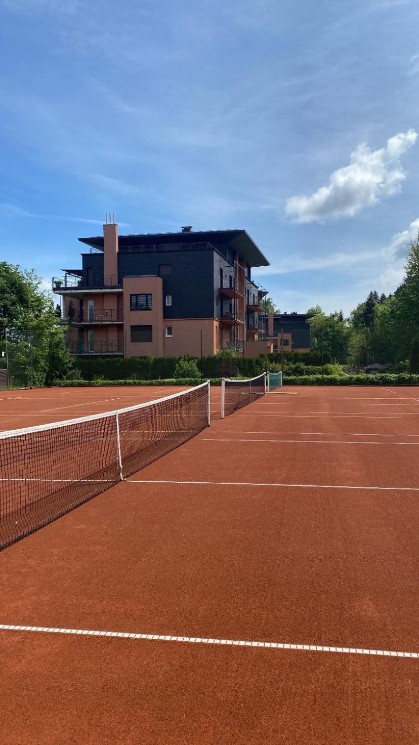 Tennis & Yacht Hotel Velden Velden am Wörthersee Dış mekan fotoğraf